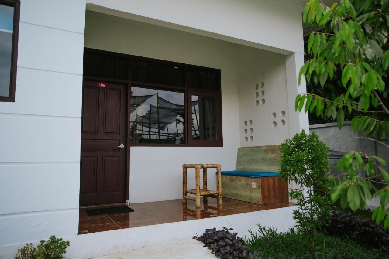 Nirvana Hotel Resort Tetebatu Luaran gambar