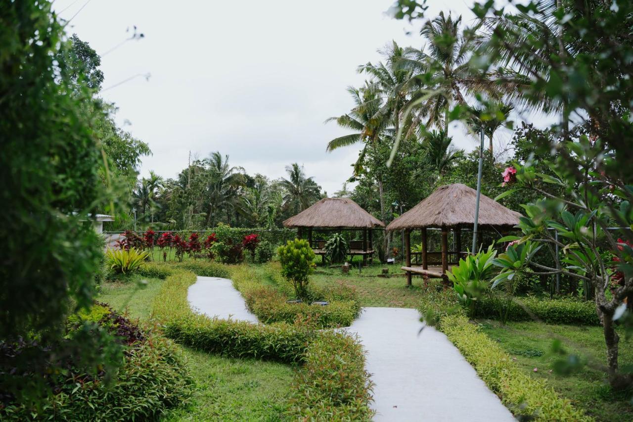 Nirvana Hotel Resort Tetebatu Luaran gambar