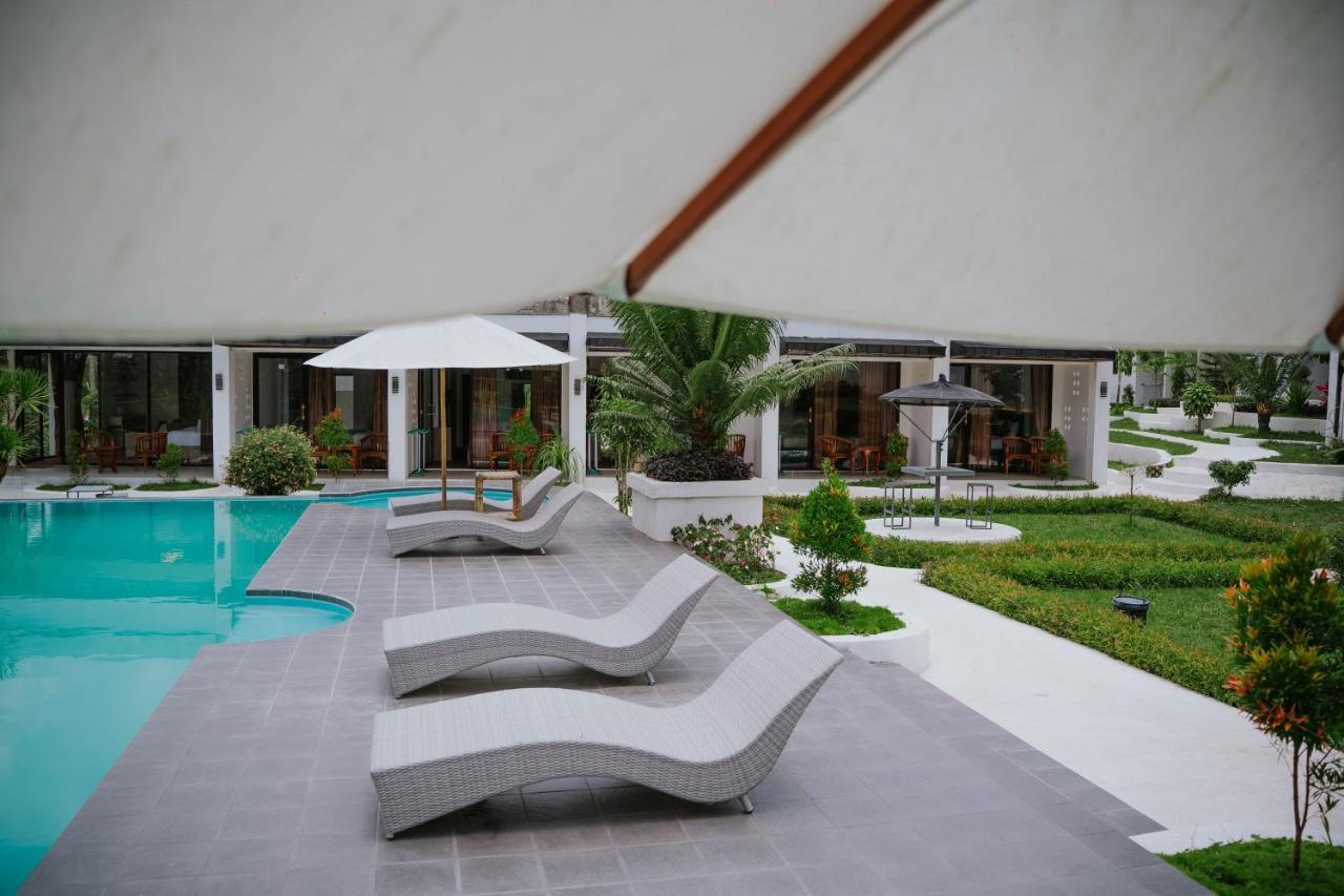 Nirvana Hotel Resort Tetebatu Luaran gambar