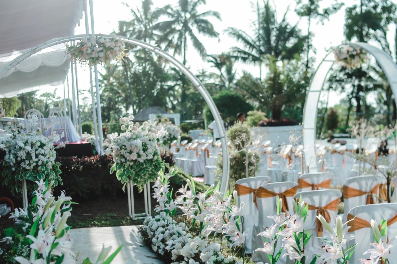 Nirvana Hotel Resort Tetebatu Luaran gambar
